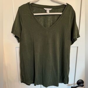 Athleta Olive Green V-Neck Short Sleeve Tee